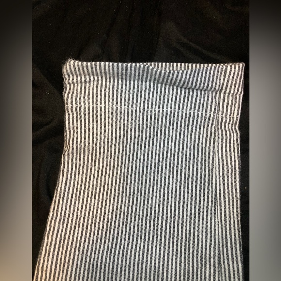 Hollister black and White Striped Top and pant - Picture 9 of 11